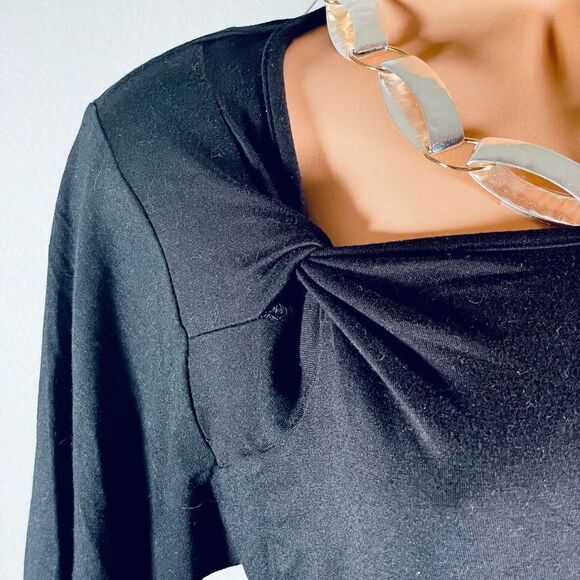 NWT Premise XL Black Short Sleeve V-Twist Neck Drape Front Top - Picture 8 of 12